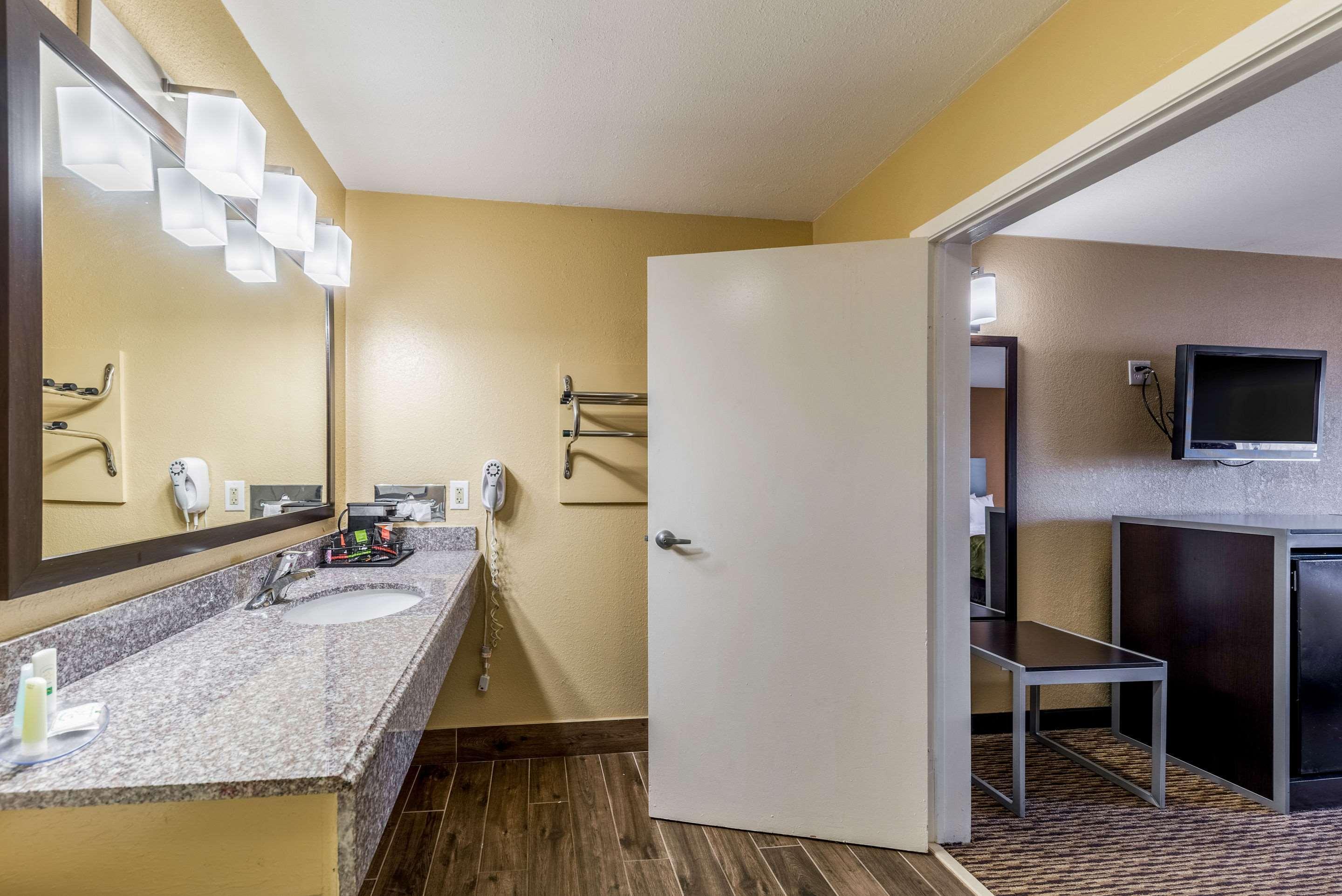 Quality Inn Glenpool - Tulsa Extérieur photo